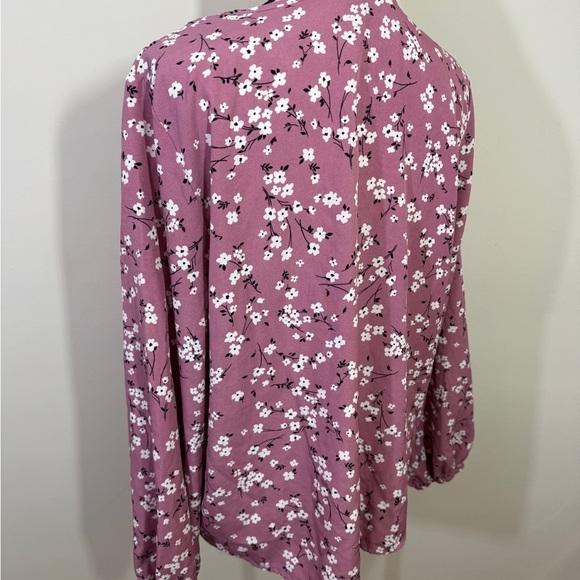 Floral Pink Fabric Top by SHEIN - Picture 3 of 10